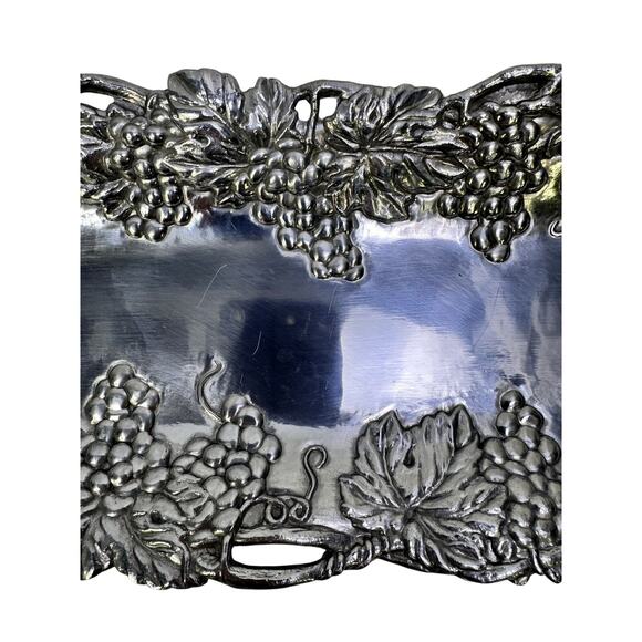 Arthur Court Vintage 1995 Grapevine 19 x 6 Rectangular Handled Serving Tray - Picture 4 of 7